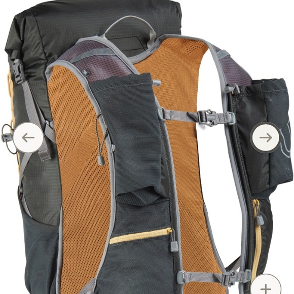 Ultimate Direction FastPack 25 backpack - Picture 2 of 11